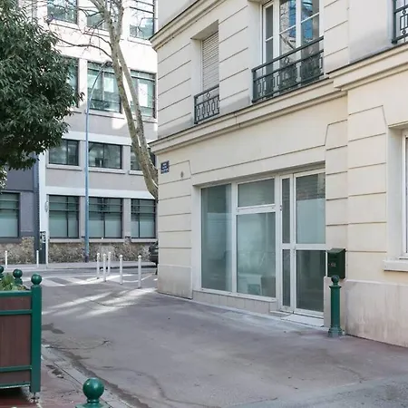 Rose, Appartement Confortable Proche Metro Montrouge Exterior photo